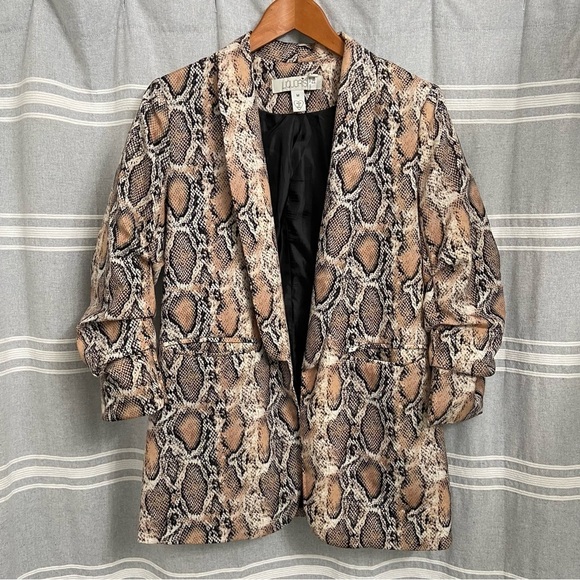 LIQUORISH / Reptile Print 3/4 Sleeve Blazer Size M - Picture 1 of 11